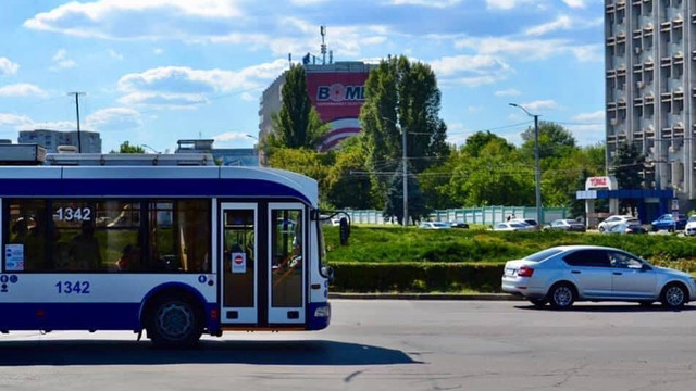 Lucrările de reparație de pe strada I. Creangă, amânate. Transportul public circulă pe traseul obișnuit