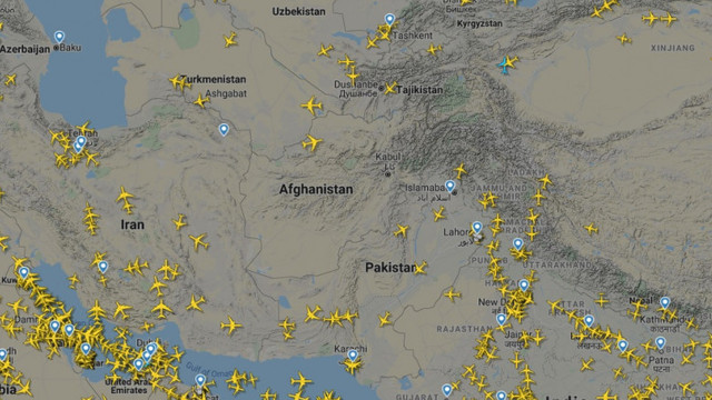 Companiile aeriene redirecționează zborurile pentru a evita spațiul aerian din Afganistan
