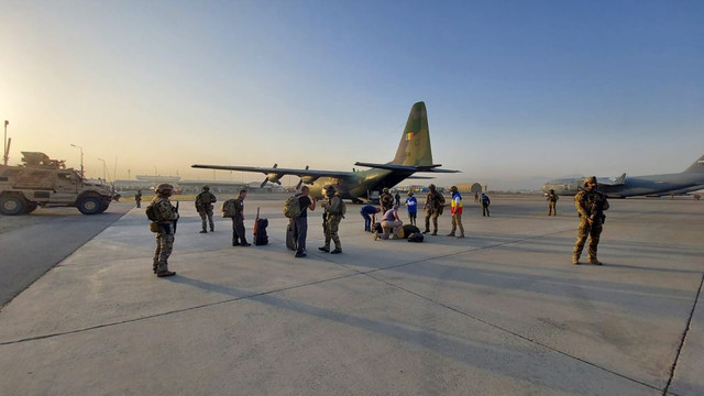 Italia și Marea Britanie au operat ultimul zbor de evacuare din Afganistan
