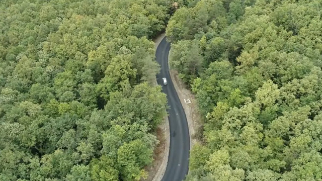 VIDEO România va avea o nouă șosea spectaculoasă. Imagini din dronă cu drumul care ar urma să fie deschis în câteva săptămâni
