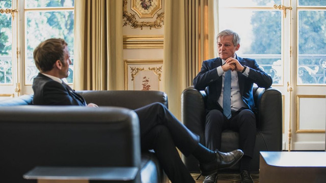„Situația din R. Moldova” - unul dintre subiectele abordate de către liderul grupului Renew Europe, Dacian Cioloș, în cadrul discuției cu președintele Franței, Emmanuel Macron