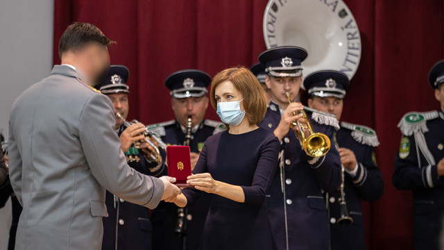 DOC | Președintele Maia Sandu a acordat distincții de stat unor colaboratori SIS 