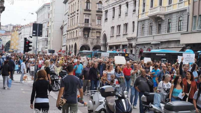 Proteste în Italia împotriva măsurilor antiepidemice