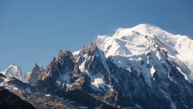 Mont Blanc a pierdut aproape un metru din înălțime în ultimii patru ani
