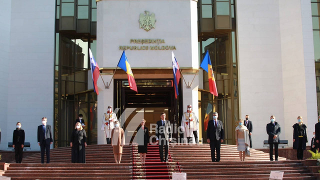 LIVE / FOTO | Ceremonia oficială de întâmpinare a președintelui Sloveniei Borut Pahor de către Maia Sandu