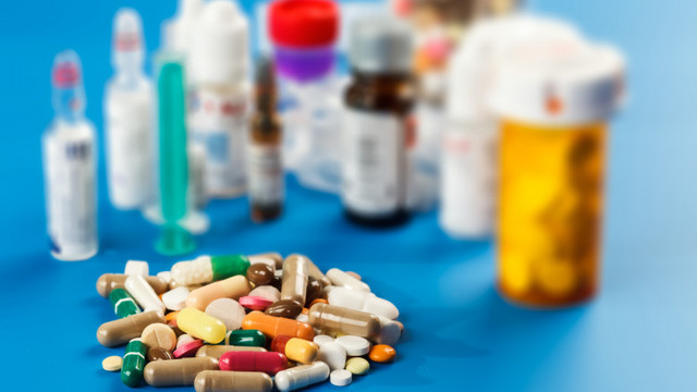 UE vrea să impună reguli mai stricte privind aprovizionarea cu medicamente pentru a evita dependența de autocrații