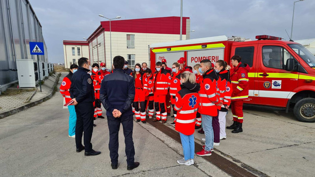 Angajații SMURD detașați în România pentru a acorda suport medicilor români și-au început misiunea

