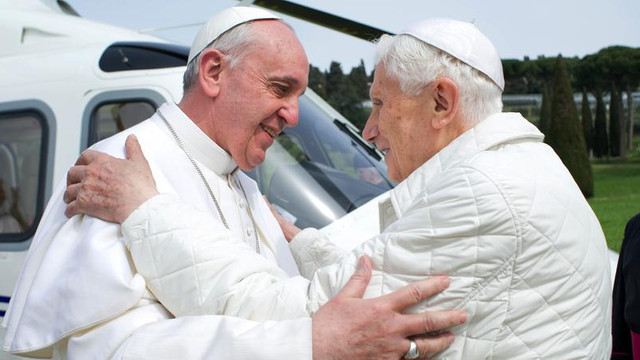 Papa emerit Benedict al XVI-lea spune că speră să se alăture „în curând” prietenilor din viața de apoi