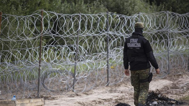 Parlamentul polonez a aprobat construirea unui zid anti-migranți la granița cu Belarus
