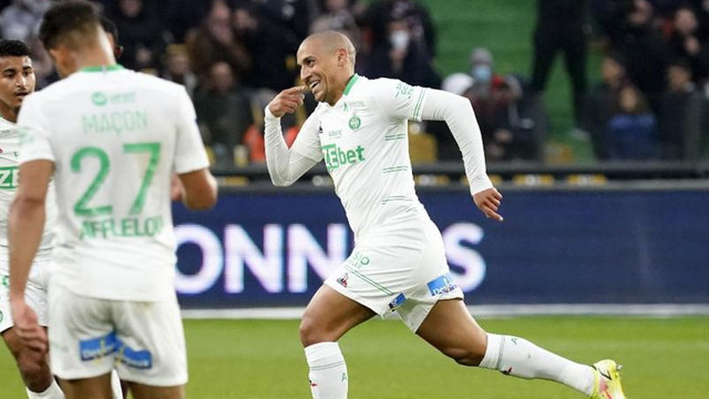 VIDEO | Golul anului în Franța - Un jucător de la Saint-Etienne a depășit un record în Ligue 1
