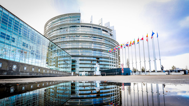 Începând cu 3 noiembrie, accesul în sediile Parlamentului European se va face doar pe baza certificatului digital COVID