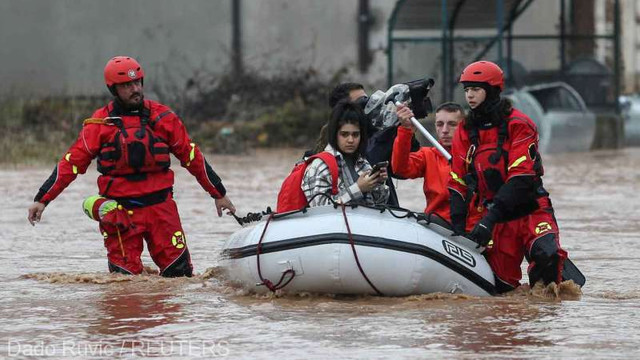 Bosnia, afectată de inundații provocate de ploile abundente. Întreruperi de electricitate în Sarajevo