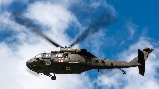 România cumpără 12 elicoptere Black Hawk pentru misiuni de intervenție și salvare
