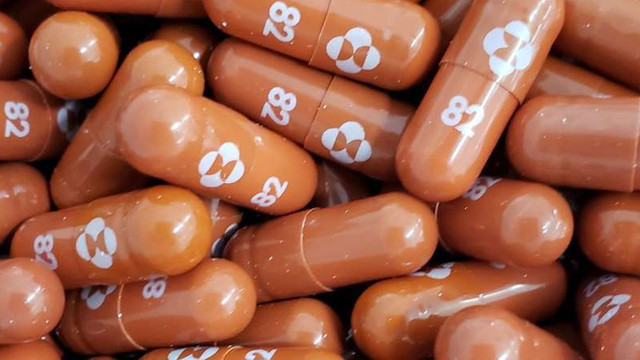 Guvernul american va plăti 1 miliard de dolari pentru doze suplimentare de pastile anti-COVID-19 produse de Merck