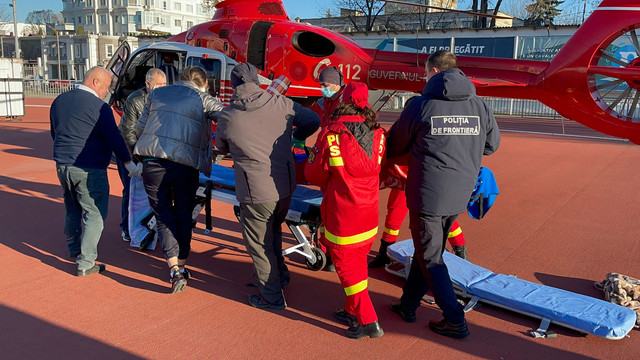 VIDEO | Un echipaj aero-medical SMURD Iași a transportat din orașul Ocnița spre municipiul Chișinău un bărbat care a suportat un traumatism cranio-cerebral