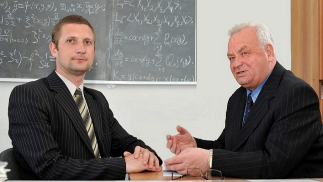 Doi matematicieni din Republica Moldova au găsit rezolvarea unei probleme formulate acum 140 de ani
