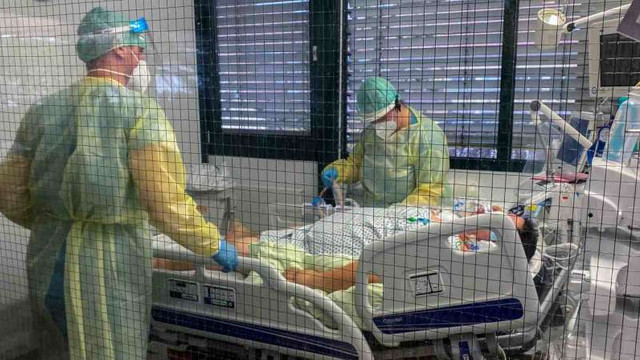 Germania a transferat primii pacienți COVID-19 în străinătate și începe să se confrunte cu o criză de locuri la ATI