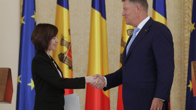 LIVE | Ceremonia de întâmpinare a președintei Maia Sandu de către liderul de la București, Klaus Iohannis