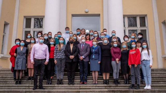 Ministrul Sănătății le-a înmânat diplome de recunoștință lucrătorilor medicali care au oferit suport României în lupta cu pandemia 