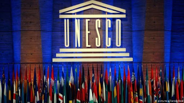 UNESCO a adoptat primul text global care reglementează inteligența artificială