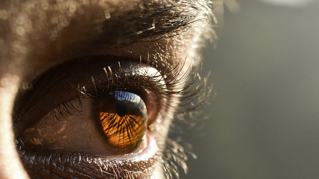 Un bărbat din Londra va beneficia în premieră mondială de o proteză oculară realizată la imprimanta 3D