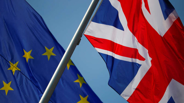 Londra vrea să facă modificări în acordul post-Brexit
