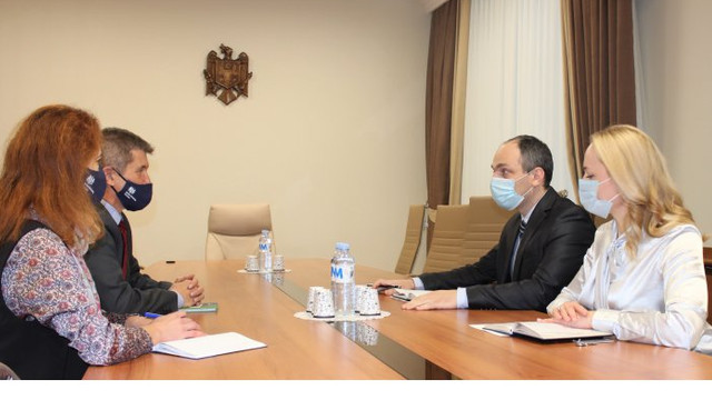 Drepturile omului și situația din sfera educațională din regiunea transnistreană, discutate de
șeful Biroului politici de reintegrare cu ambasadorul Marii Britanii la Chișinău
