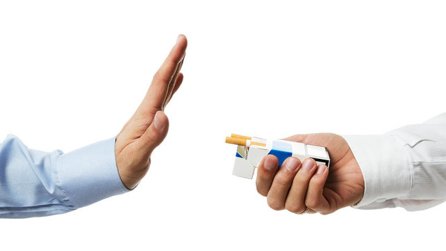 Noua Zeelandă va introduce o interdicție pe viață la achiziția de țigări pentru cei sub 14 ani