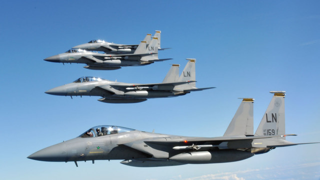 SUA au desfășurat F-15 la Câmpia Turzii. Avioanele americane vor proteja spațiul aerian al României
