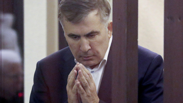 Fostul președinte georgian Mihail Saakașvili, aflat în închisoare, suferă de tulburări neurologice severe din cauza torturii
