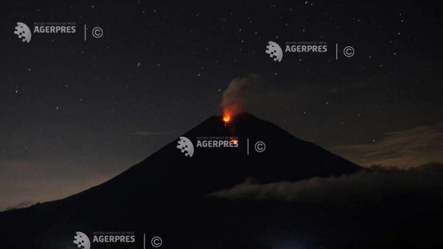 Vulcanul Semeru din Indonezia a erupt; rezidenții au fost avertizați să stea departe de zona erupției