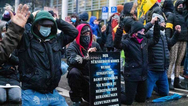 Germania: Mii de protestatari împotriva restricțiilor, violențe la Munchen
