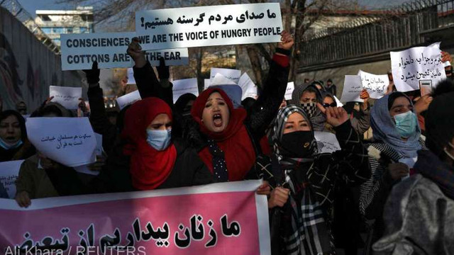 Afganistan | Zeci de femei au manifestat pentru respectarea drepturilor lor de către talibani