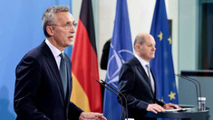 Jens Stoltenberg: NATO nu va răspunde militar unui atac al Rusiei în Ucraina; puncte de vedere diferite asupra livrărilor de arme