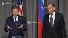 Ucraina: Blinken pledează pentru ''calea diplomatică'' într-o convorbire cu Lavrov, care insistă pentru răspunsuri ''concrete''