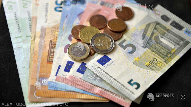 20 de ani de la introducerea monedei euro în 12 țări din UE