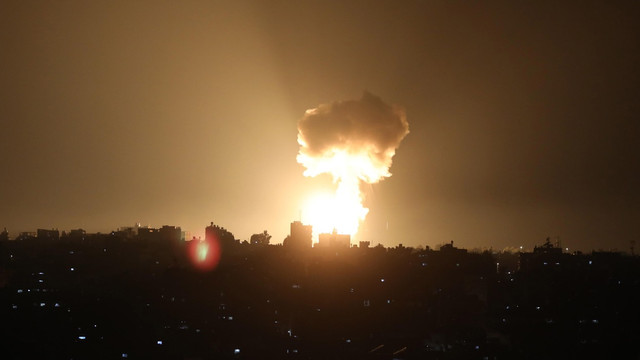Avioane de luptă israeliene au lovit ținte din Gaza, ca răspuns la un tir de rachete lansate din enclava palestiniană