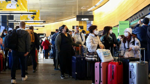SUA | Peste 2.500 de zboruri anulate sâmbătă din cauza Omicron și condițiilor meteo