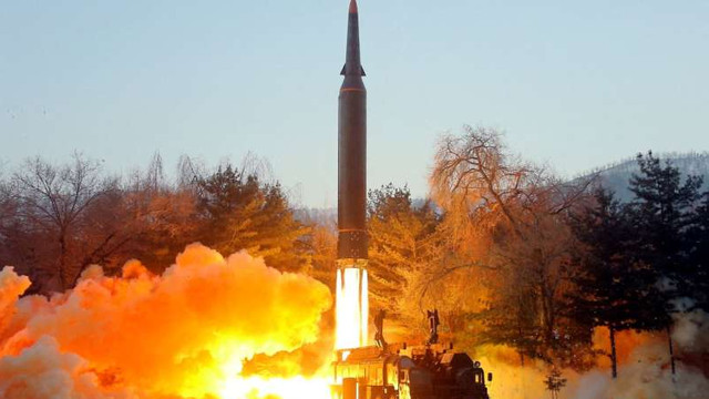 Coreea de Nord a tras un „proiectil neidentificat”, al treilea în mai puțin de zece zile 
