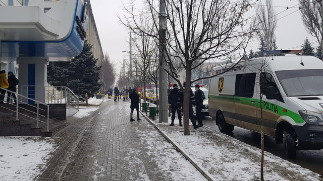 Alertă cu bombă la Judecătoria Chișinău sediile Buiucani și Centru