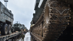 Motivele pentru care Rusia scoate tancuri antice pe front ca vechile T-54/55