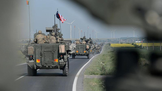 Primele convoaie cu tehnica militară SUA care fac parte din Task Force Cougar sunt în drum spre Mihail Kogălniceanu din România (video)
