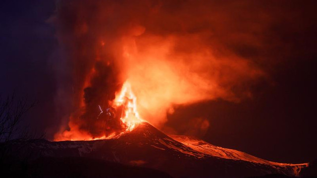 Erupția vulcanului din Tonga a fost confirmată ca fiind cea mai mare înregistrată vreodată în istoria modernă