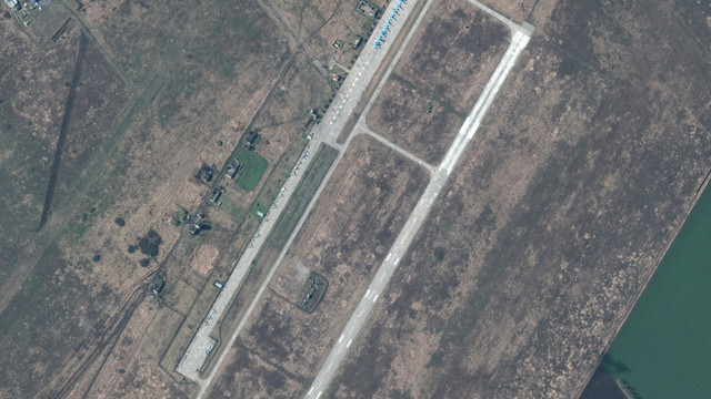 Noi imagini din satelit cu activitatea militară a Rusiei din preajma Ucrainei. Au fost aduse echipamente noi