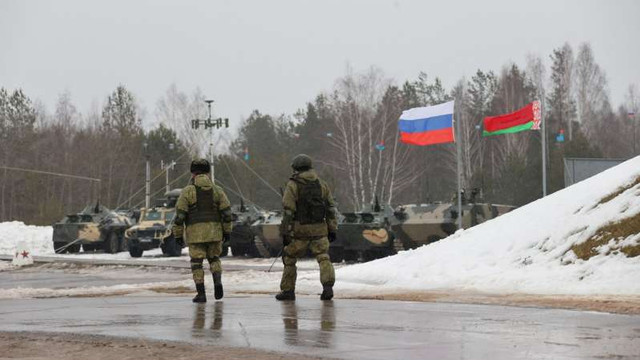 Belarus anunță că manevrele cu trupele ruse vor continua, din cauza agravării tensiunilor în Ucraina