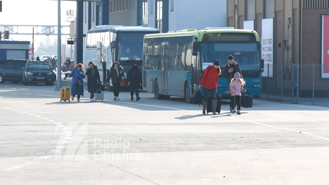 Peste 10.300 de cetățeni ucraineni au intrat în R.Moldova în ultimele 12 ore. Circulație aglomerată la trei puncte de trecere a frontierei de stat