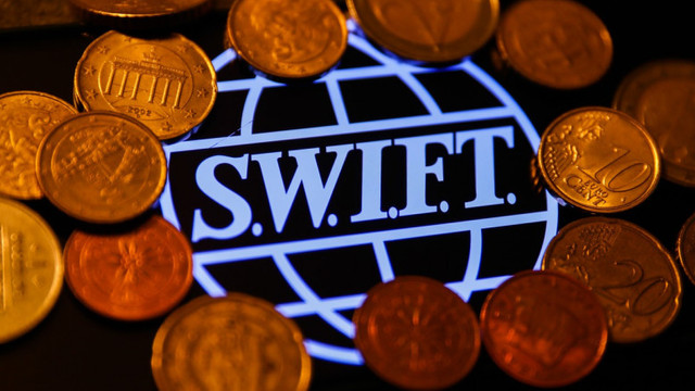 UE și SUA au decis să excludă din SWIFT băncile rusești care au intrat sub incidența sancțiunilor
