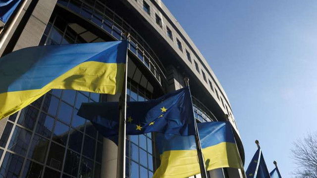Bruxellesul deschide perspectiva îndepărtată de aderare a Ucrainei la UE