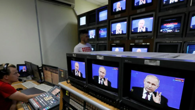 Trupele invadatoare ruse au capturat turnul televiziunii din Melitopol și au început să transmită posturi TV din Rusia