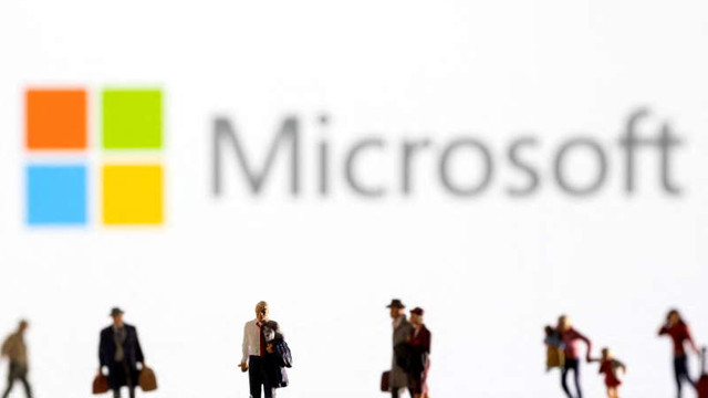Microsoft suspendă vânzările de produse și servicii în Rusia
